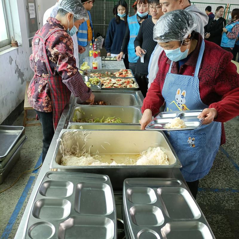 清悦餐饮多年来专业事工厂食堂承包,食堂管理 食堂托管,食材配